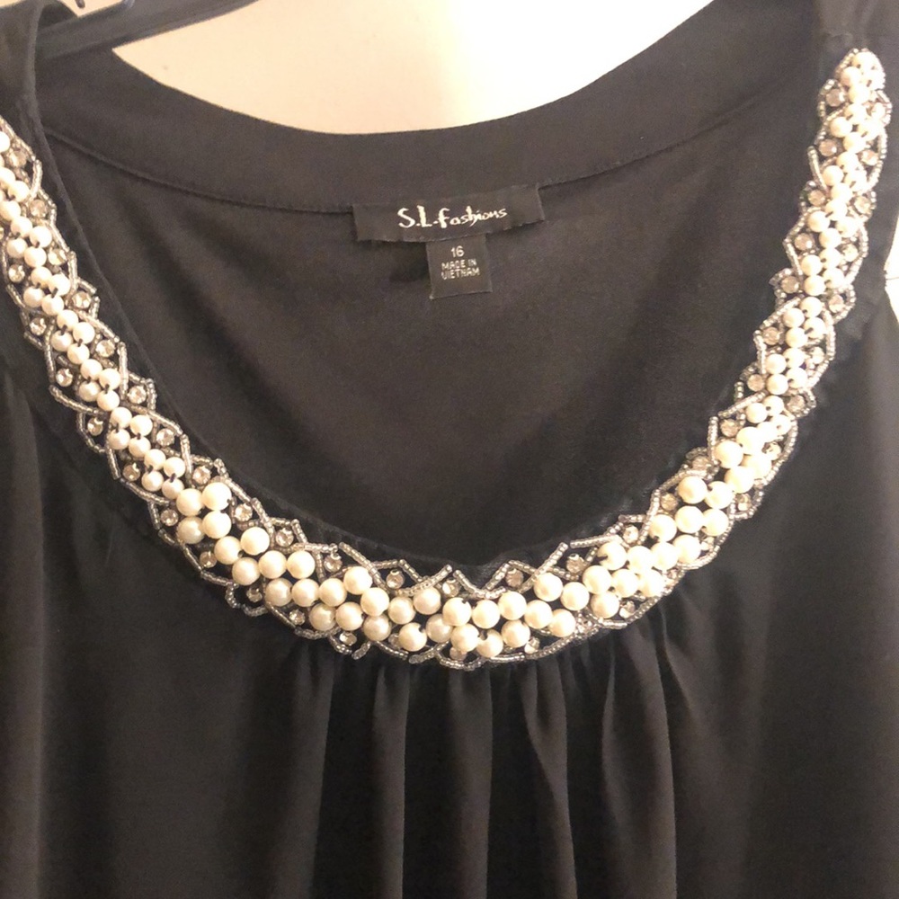 Never Worn - image 3